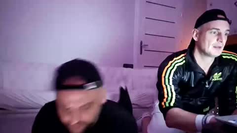 Snapshot of funyboyzz chatting on 1, 1, 2025 funyboyzz online show from 1, 1, 2025