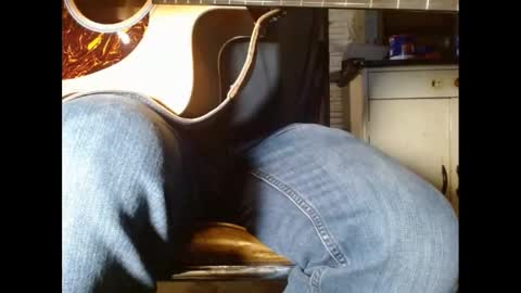 Snapshot of fuzzyblues chatting on 28, 12, 2024 Fuzzy Blues online show from 28, 12, 2024