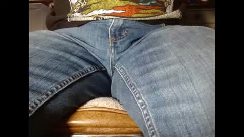 Snapshot of fuzzyblues chatting on 8, 3, 2025 Fuzzy Blues online show from 8, 3, 2025