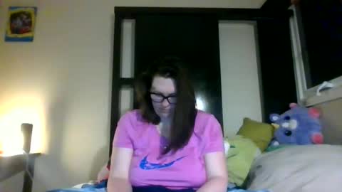 Snapshot of fuzzypeaches87 chatting on 22, 3, 2026 fuzzypeaches87 online show from 22, 3, 2026