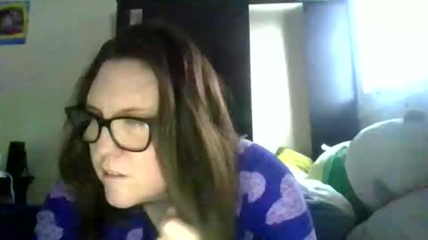 Snapshot of fuzzypeaches87 chatting on 22, 3, 2026 fuzzypeaches87 online show from 22, 3, 2026