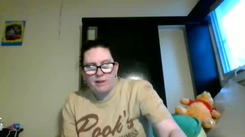 Snapshot of fuzzypeaches87 chatting on 29, 3, 2026 fuzzypeaches87 online show from 29, 3, 2026