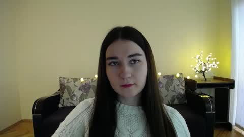 Snapshot of gabby_di chatting on 5, 2, 2025 Jaklin online show from 5, 2, 2025