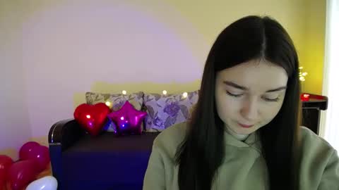 Snapshot of gabby_di chatting on 12, 2, 2025 Jaklin online show from 12, 2, 2025