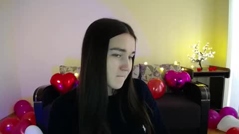 Snapshot of gabby_di chatting on 13, 2, 2025 Jaklin online show from 13, 2, 2025