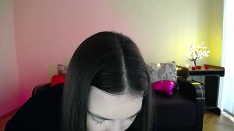 Snapshot of gabby_di chatting on 23, 2, 2025 Jaklin online show from 23, 2, 2025