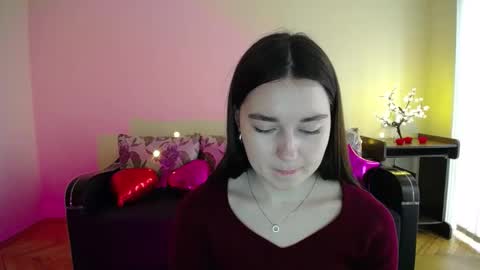 Snapshot of gabby_di chatting on 1, 3, 2025 Jaklin online show from 1, 3, 2025