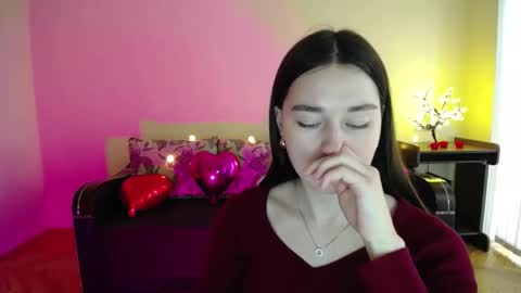 Snapshot of gabby_di chatting on 1, 3, 2025 Jaklin online show from 1, 3, 2025