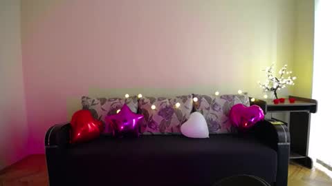 Snapshot of gabby_di chatting on 11, 3, 2025 Jaklin online show from 11, 3, 2025