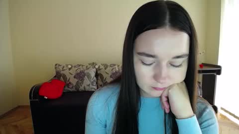 Snapshot of gabby_di chatting on 28, 9, 2025 Jaklin online show from 28, 9, 2025