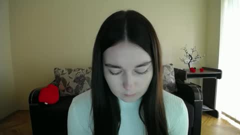 Snapshot of gabby_di chatting on 18, 10, 2025 Jaklin online show from 18, 10, 2025