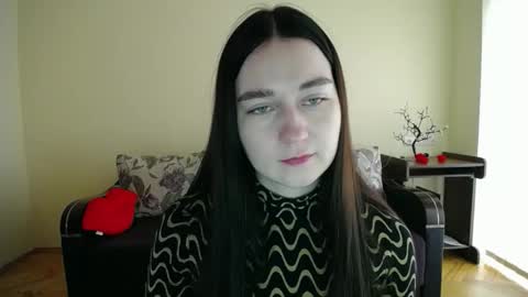 Snapshot of gabby_di chatting on 15, 11, 2025 Jaklin online show from 15, 11, 2025