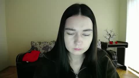 Snapshot of gabby_di chatting on 22, 11, 2025 Jaklin online show from 22, 11, 2025