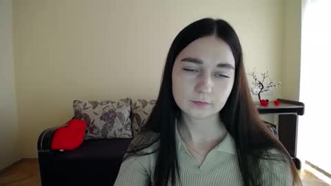 Snapshot of gabby_di chatting on 26, 11, 2025 Jaklin online show from 26, 11, 2025