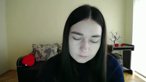 Snapshot of gabby_di chatting on 28, 11, 2025 Jaklin online show from 28, 11, 2025