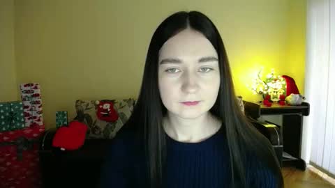 Snapshot of gabby_di chatting on 22, 12, 2025 Jaklin online show from 22, 12, 2025