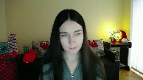 Snapshot of gabby_di chatting on 7, 1, 2026 Jaklin online show from 7, 1, 2026