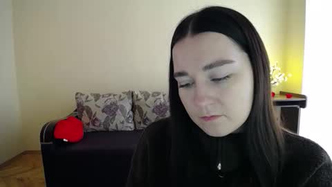 Snapshot of gabby_di chatting on 3, 2, 2026 Jaklin online show from 3, 2, 2026