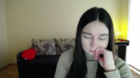 Snapshot of gabby_di chatting on 6, 2, 2026 Jaklin online show from 6, 2, 2026