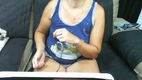 gaby  layla online show from 7, 3, 2025