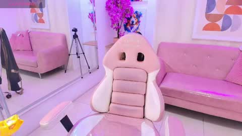 Gabby  online show from 18, 4, 2026