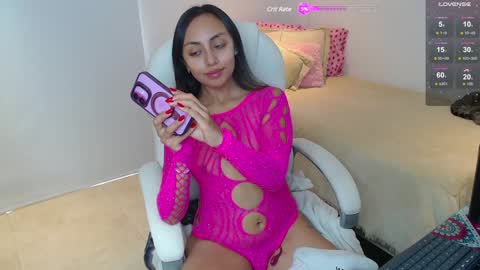 Snapshot of gabriela_morales01 chatting on 10, 1, 2025 .  online show from 10, 1, 2025
