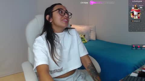 Snapshot of gabriela_morales01 chatting on 10, 2, 2025 .  online show from 10, 2, 2025