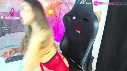 Snapshot of gabrielablake chatting on 15, 10, 2025 online show from 15, 10, 2025