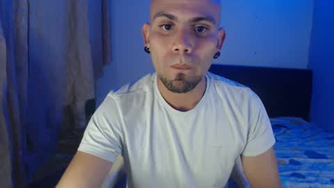 Snapshot of gabrielle_ramirez chatting on 15, 2, 2025 Gabriel online show from 15, 2, 2025