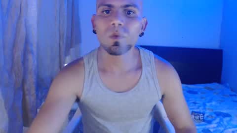 Snapshot of gabrielle_ramirez chatting on 19, 2, 2025 Gabriel online show from 19, 2, 2025