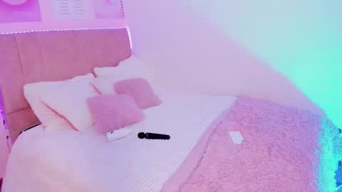   online show from 11, 1, 2026