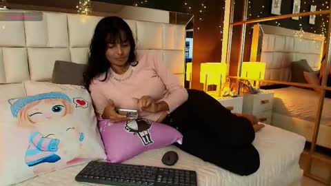 Snapshot of gaby_jazmin chatting on 18, 1, 2026 Gaby online show from 18, 1, 2026