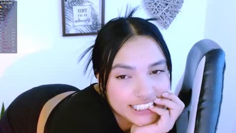 My name is Gabriela.. nice to meet you thumbs up please its very important to me online show from 21, 7, 2026