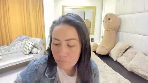 Snapshot of gaby_trent chatting on 11, 2, 2026 gabriela online show from 11, 2, 2026