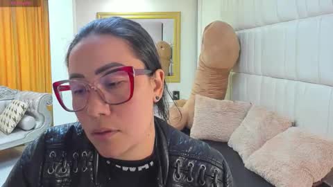 Snapshot of gaby_trent chatting on 3, 3, 2026 gabriela online show from 3, 3, 2026