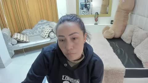 Snapshot of gaby_trent chatting on 28, 4, 2026 gabriela online show from 28, 4, 2026
