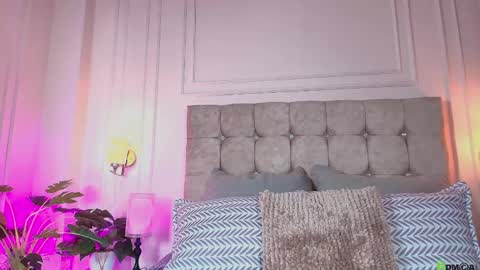 Snapshot of gabyevans4 chatting on 24, 4, 2026 GabyEvans online show from 24, 4, 2026