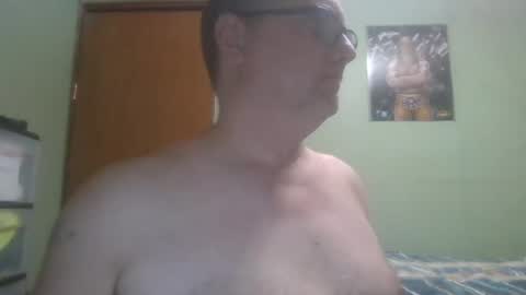 Snapshot of gadude45 chatting on 5, 2, 2025 gadude45 online show from 5, 2, 2025