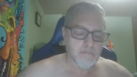 Snapshot of gadude45 chatting on 15, 11, 2025 gadude45 online show from 15, 11, 2025