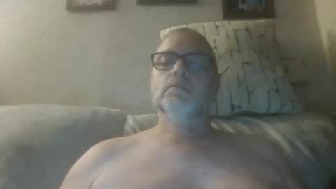 Snapshot of gadude45 chatting on 30, 11, 2025 gadude45 online show from 30, 11, 2025