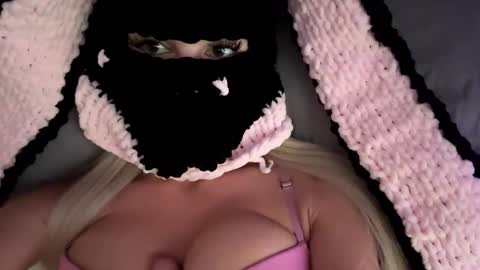 Feetbaabe online show from 25, 5, 2026