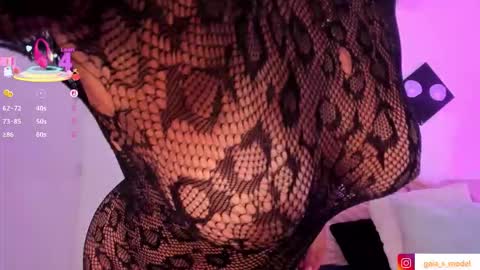 Snapshot of gaia_stonne chatting on 4, 12, 2025 gaia_stonne online show from 4, 12, 2025