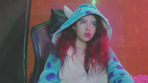 Kate 3 online show from 7, 1, 2025