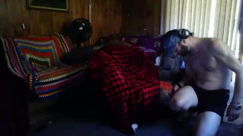 Snapshot of gamerfiend420 chatting on 27, 10, 2025 gamerfiend420 online show from 27, 10, 2025