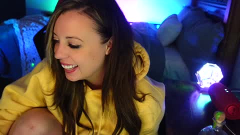 Snapshot of garagesex22 chatting on 5, 2, 2025 Jenna - be back MONDAY night. online show from 5, 2, 2025