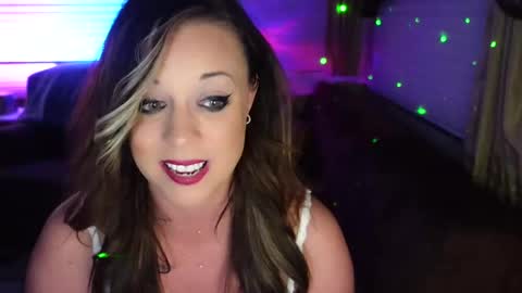 Snapshot of garagesex22 chatting on 5, 3, 2025 Jenna - be back MONDAY night. online show from 5, 3, 2025