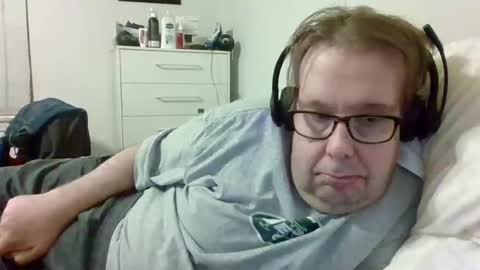 Snapshot of garyg930 chatting on 6, 10, 2025 Gary online show from 6, 10, 2025