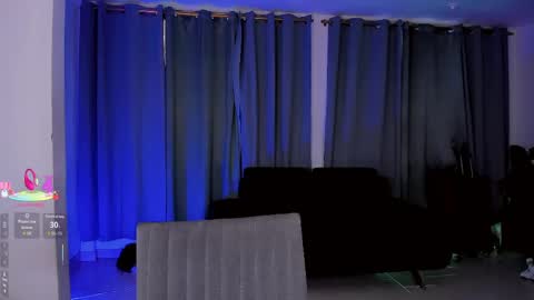 Snapshot of gatitavenecis1 chatting on 4, 6, 2026 Vnecis Marn online show from 4, 6, 2026