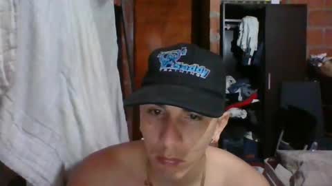 Snapshot of gattitosexy_95 chatting on 13, 1, 2025 gattitosexy_95 online show from 13, 1, 2025