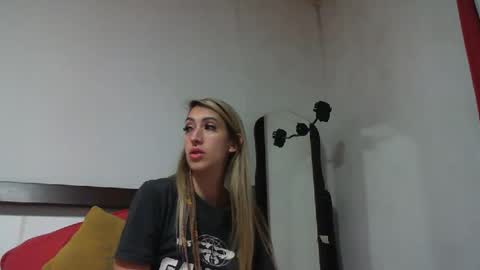 Snapshot of gauchabrasileira chatting on 23, 12, 2024 Monique online show from 23, 12, 2024